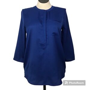 Round Neck 3/4 Sleeve’s Tunic Top Women’s Size M Color Blue Pullover Pocket.